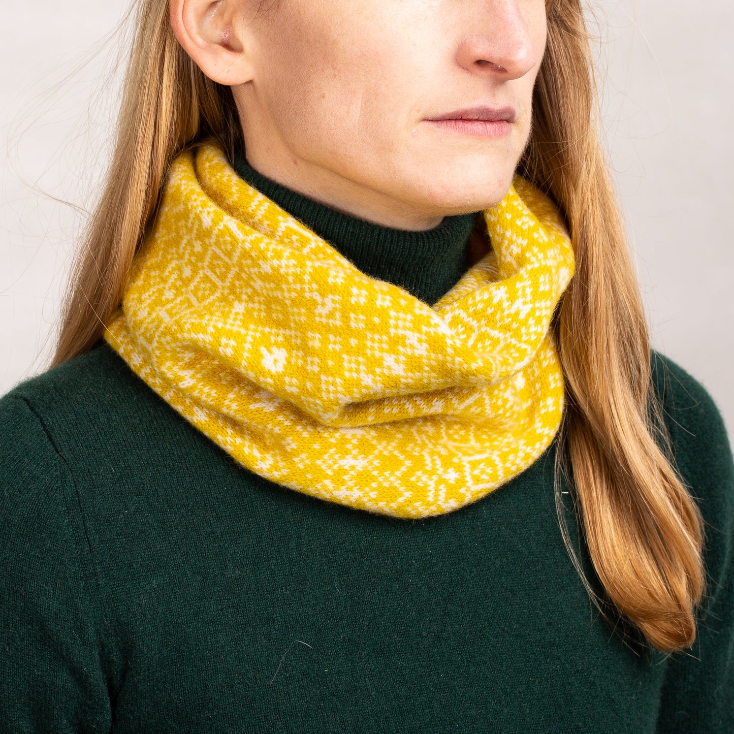 Christmas Stock- Fair Isle Snood image 7