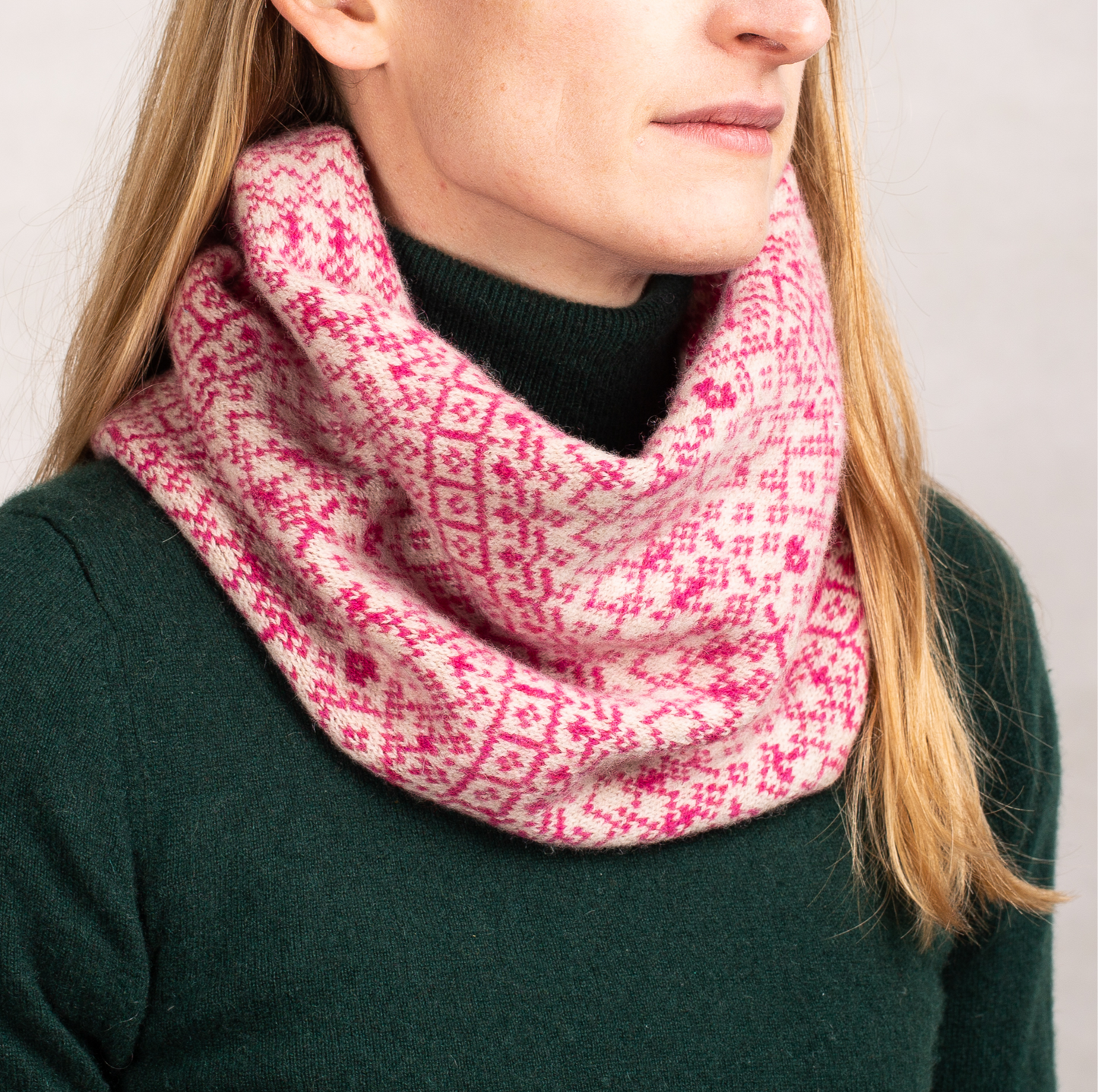 Christmas Stock- Fair Isle Snood image 5