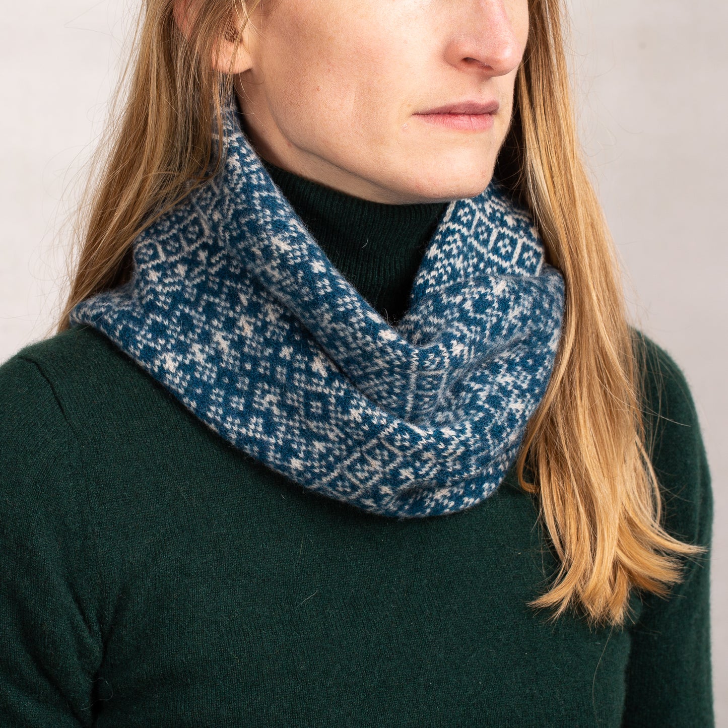 Unisex Fair Isle Snood image 5